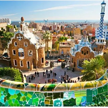 Premium Muy Cerca Ciudad Barcelona Badalona