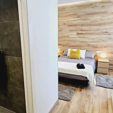 Premium Muy Cerca Ciudad Barcelona